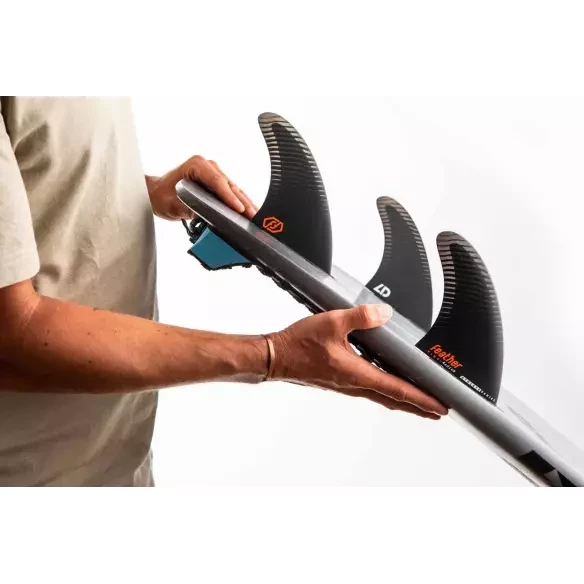Vinnen Feather Fins Luis Diaz Click Tab