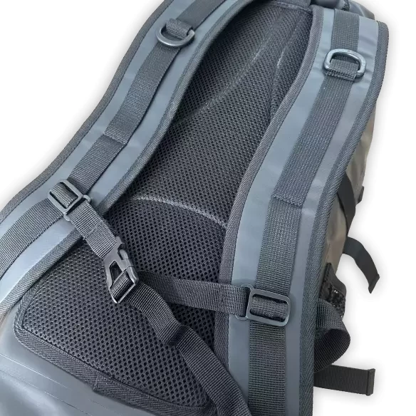 wasserdichter Rucksack Utah Travel Black 24L