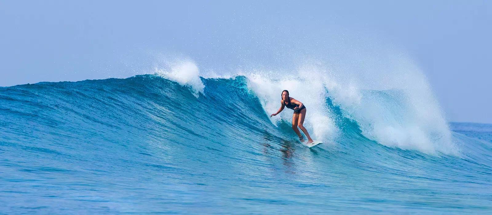 Planche de surf niveau intermédiaire : le guide complet pour bien choisir