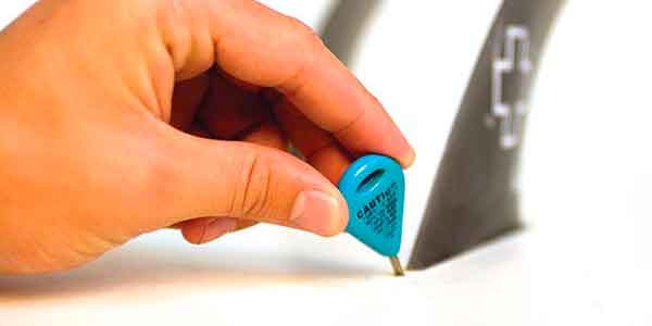 Como poner y quitar quillas de surf tipo FCS en tu tabla