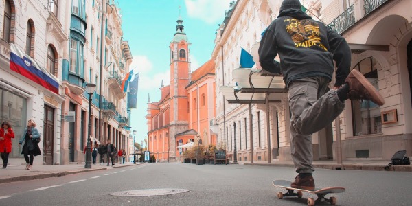 Diferencias entre un Skate de Calle, Surfskate, Cruiser y Longboard: ¿Cuál es el mejor para ti?