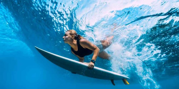 Aprender a surfear: como hacer el pato